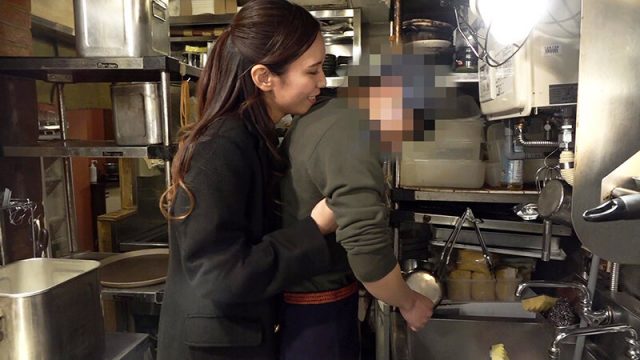 【カムカムぴゅっ！】メスイキ居酒屋 痴女と二人のM男の乱痴気騒ぎ(h_1462com00339)
