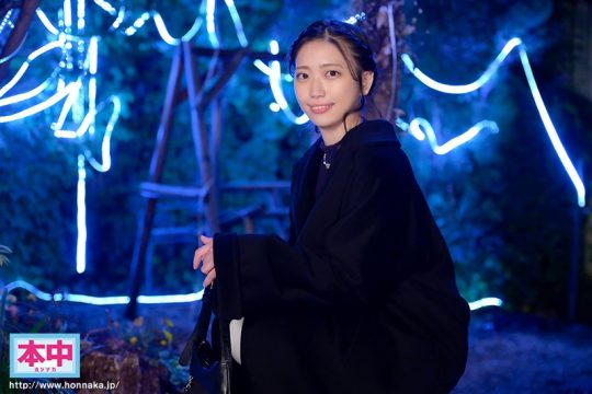 【本中】新人 表の顔は上品でおしとやかなお姉さん、裏の顔は毎日しないと気が済まない淫乱女、 ただSEXが好きで応募してきた元モデル超スレンダー美女が中出しAVデビュー 雪野ひかり(hnd00957)(女優：雪野ひかり)